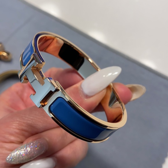 ❗️SOLD❗️Hermès Clic-H Bracelet - Blue Rose Gold - Picture 4 of 7